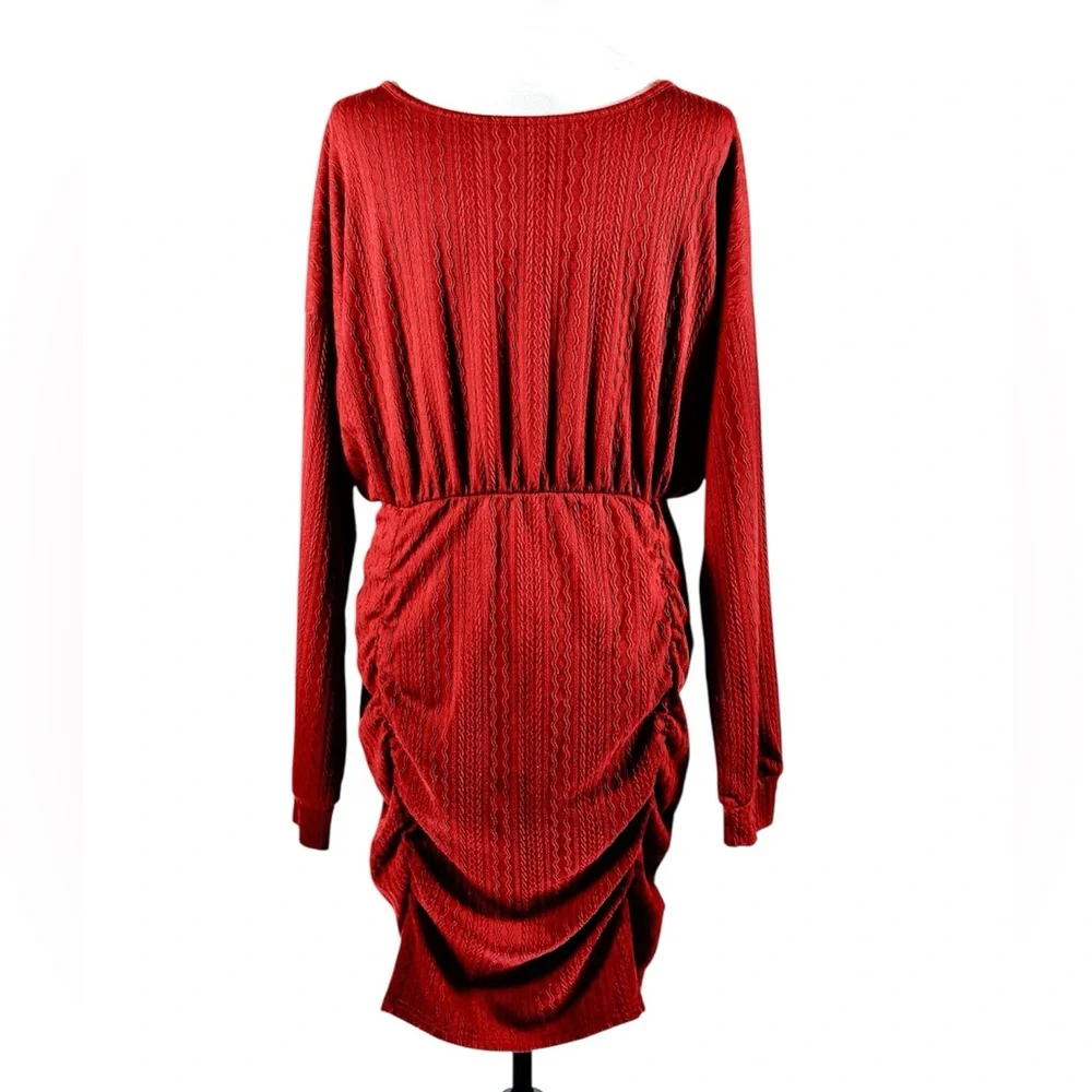LI&QI Red Ruched Long Sleeve Bodycon Dress – Size L - Picture 8 of 15